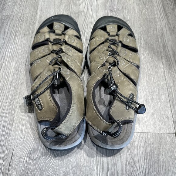KEEN Men\'s Newport Closed Toe Comfortable Durable Leather Water Sandals Size 8.5